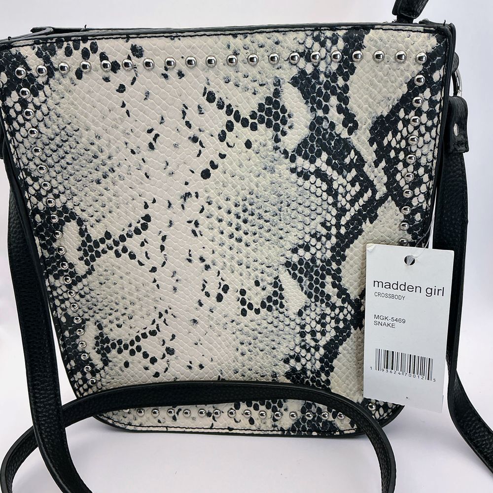 NWT Madden Girl Snakeskin Crossbody Purse‎ Studded Black White